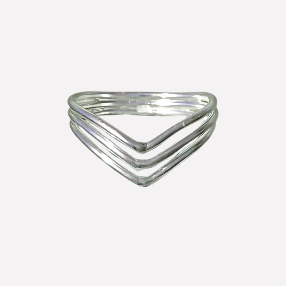 anillo triple v